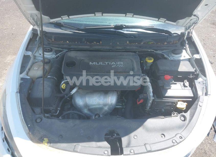 Photo 10 of 2015 Dodge Dart SXT (VIN 1C3CDFBB9FD336383)