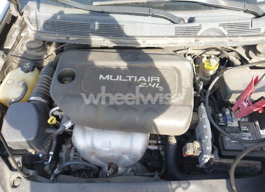 Photo 10 of 2015 Dodge Dart SXT (VIN 1C3CDFBB9FD363082)