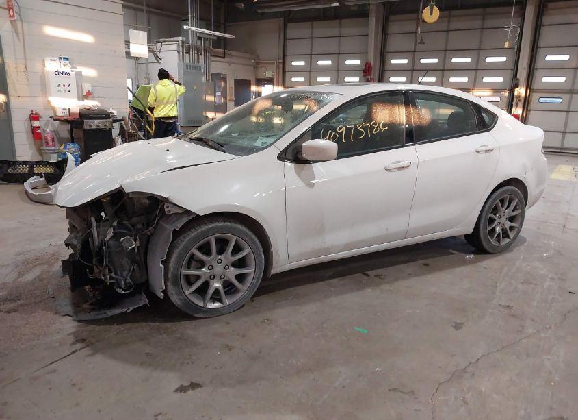 Photo 2 of 2015 Dodge Dart SXT (VIN 1C3CDFBBXFD267185)