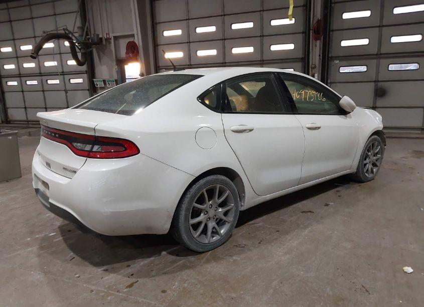 Photo 4 of 2015 Dodge Dart SXT (VIN 1C3CDFBBXFD267185)
