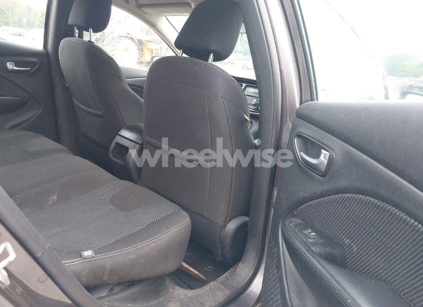 Photo 8 of 2015 Dodge Dart SXT (VIN 1C3CDFBBXFD285945)