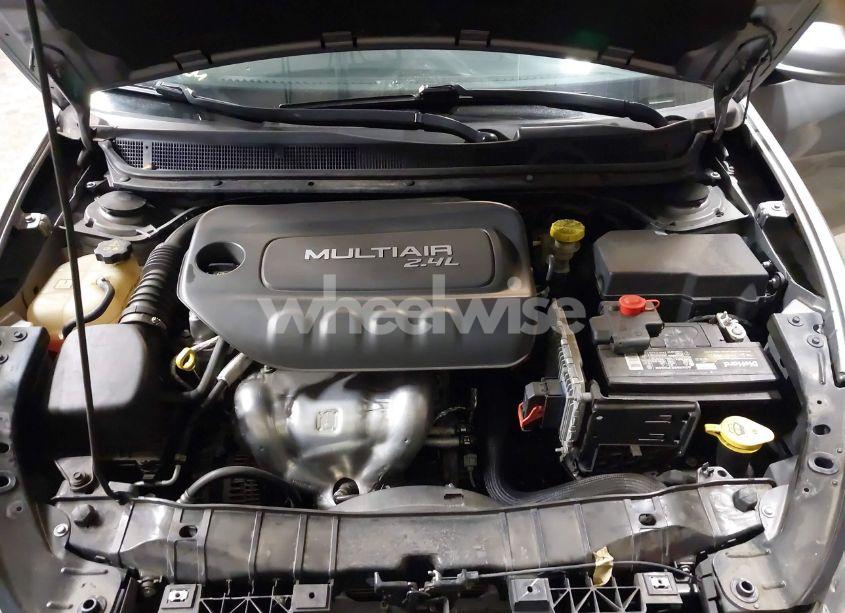 Photo 10 of 2015 Dodge Dart SXT (VIN 1C3CDFBBXFD311248)