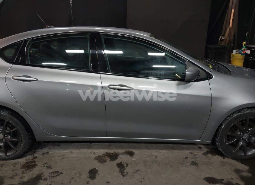 Photo 14 of 2015 Dodge Dart SXT (VIN 1C3CDFBBXFD311248)