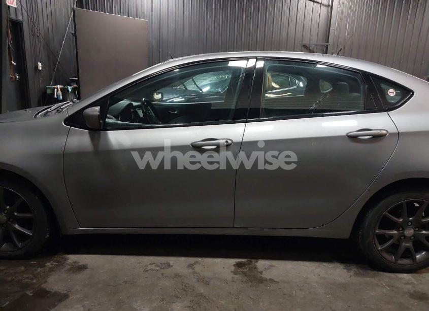 Photo 15 of 2015 Dodge Dart SXT (VIN 1C3CDFBBXFD311248)