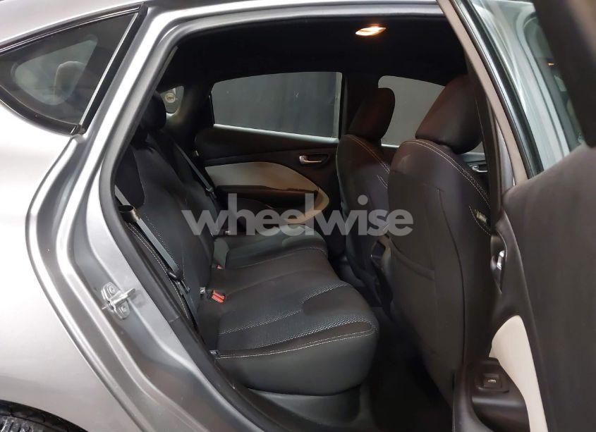 Photo 8 of 2015 Dodge Dart SXT (VIN 1C3CDFBBXFD311248)