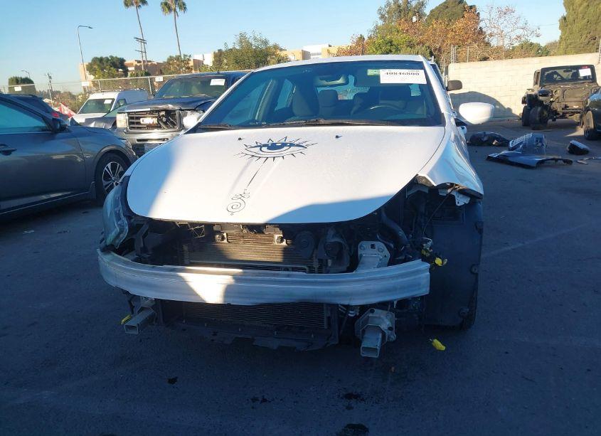 Photo 13 of 2015 Dodge Dart SXT (VIN 1C3CDFBBXFD421314)