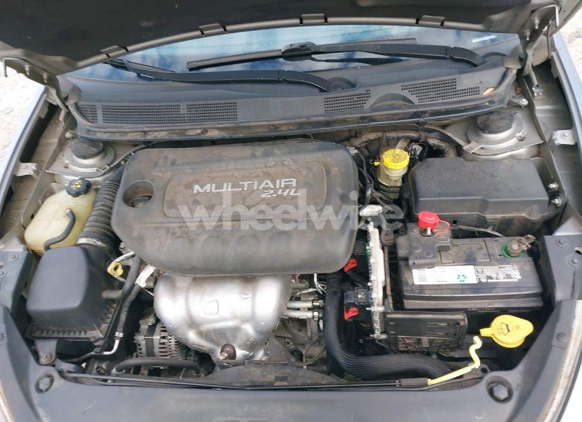 Photo 10 of 2016 Dodge Dart SXT (VIN 1C3CDFBBXGD593764)