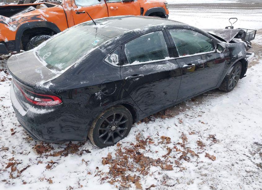 Photo 4 of 2016 Dodge Dart SXT (VIN 1C3CDFBBXGD635477)