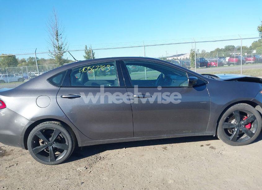 Photo 13 of 2016 Dodge Dart SXT (VIN 1C3CDFBBXGD690835)