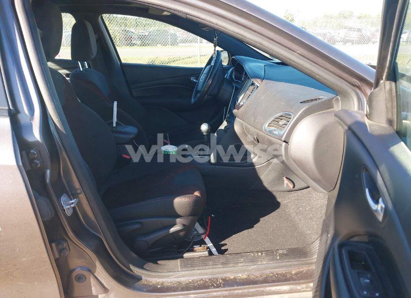 Photo 5 of 2016 Dodge Dart SXT (VIN 1C3CDFBBXGD690835)