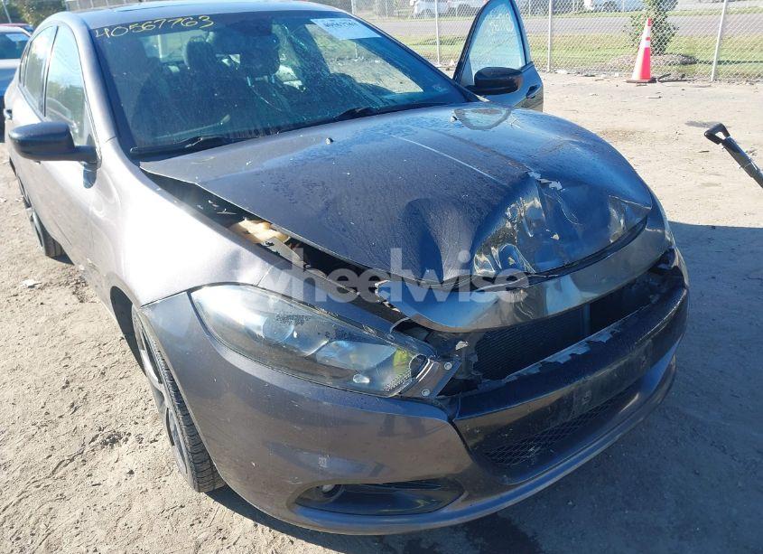 Photo 6 of 2016 Dodge Dart SXT (VIN 1C3CDFBBXGD690835)