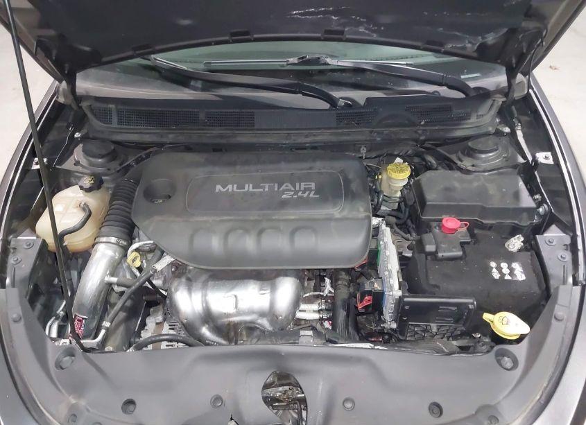 Photo 10 of 2016 Dodge Dart SXT (VIN 1C3CDFBBXGD741458)