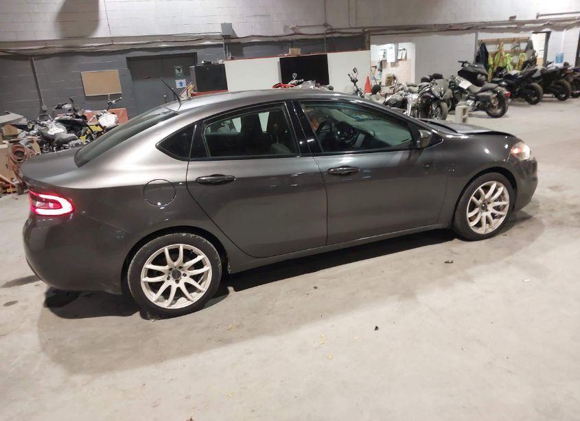 Photo 4 of 2016 Dodge Dart SXT (VIN 1C3CDFBBXGD741458)