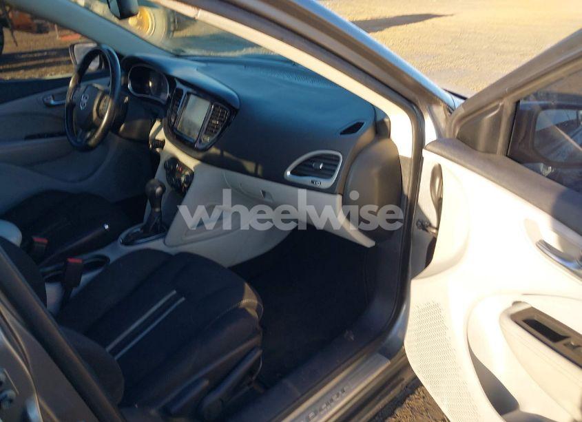 Photo 5 of 2013 Dodge Dart SXT (VIN 1C3CDFBH0DD319540)