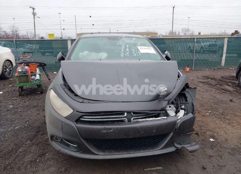 Photo 13 of 2015 Dodge Dart LIMITED (VIN 1C3CDFCB9FD111444)