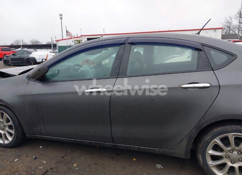 Photo 15 of 2015 Dodge Dart LIMITED (VIN 1C3CDFCB9FD111444)