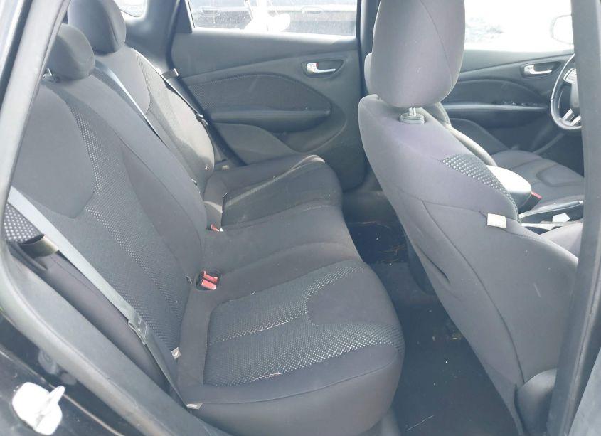 Photo 8 of 2014 Dodge Dart AERO (VIN 1C3CDFDH7ED823680)