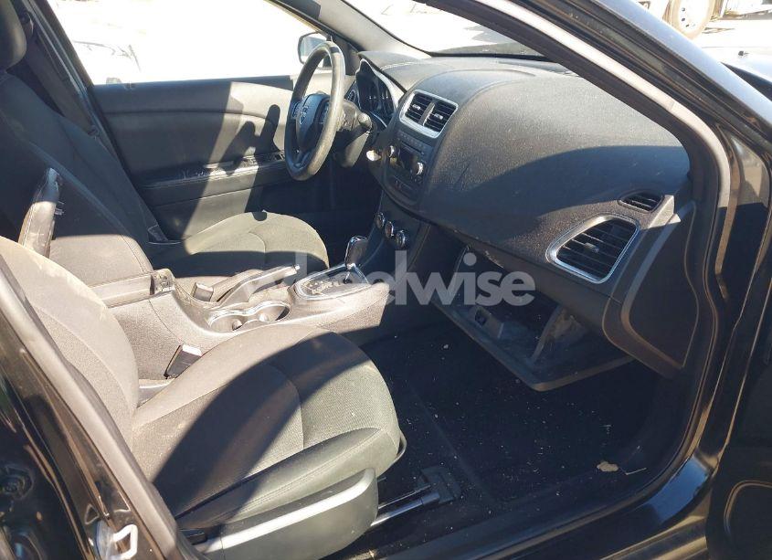 Photo 5 of 2012 Dodge Avenger SE (VIN 1C3CDZAB0CN253109)