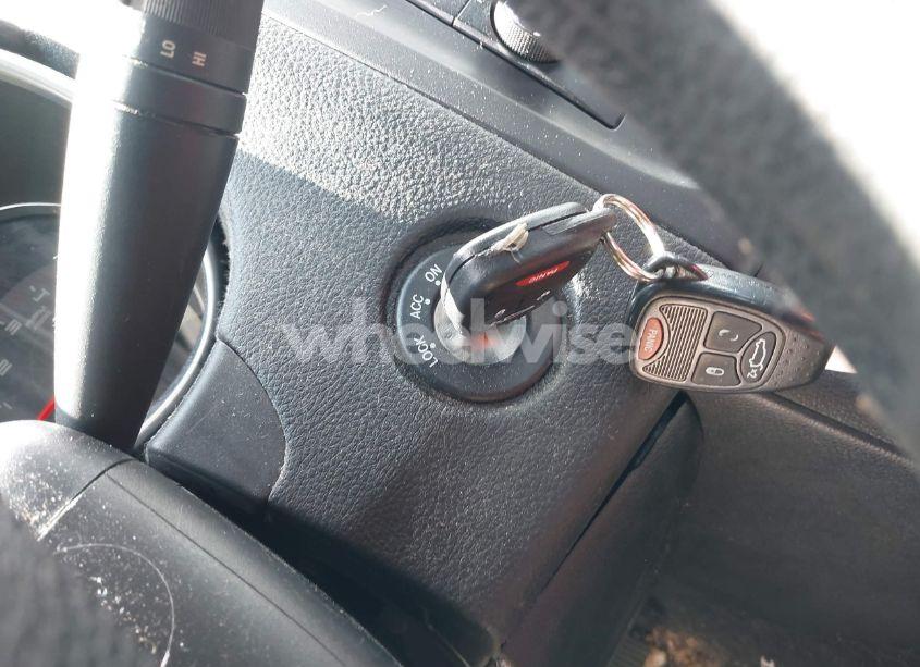 Photo 11 of 2013 Dodge Avenger SE (VIN 1C3CDZAB0DN517530)