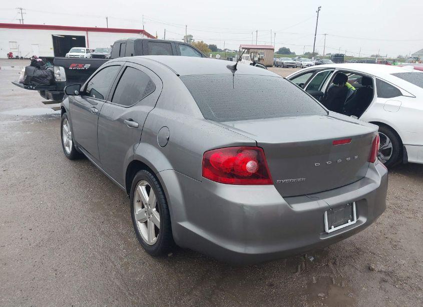 Photo 3 of 2013 Dodge Avenger SE (VIN 1C3CDZAB0DN535803)