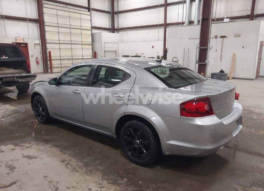 Photo 3 of 2013 Dodge Avenger SE (VIN 1C3CDZAB0DN575993)