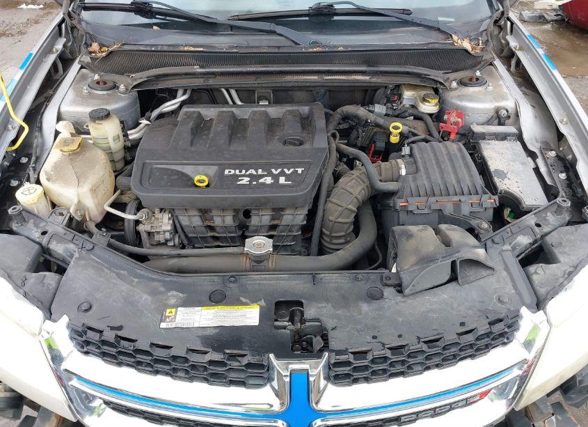 Photo 10 of 2013 Dodge Avenger SE (VIN 1C3CDZAB0DN589117)