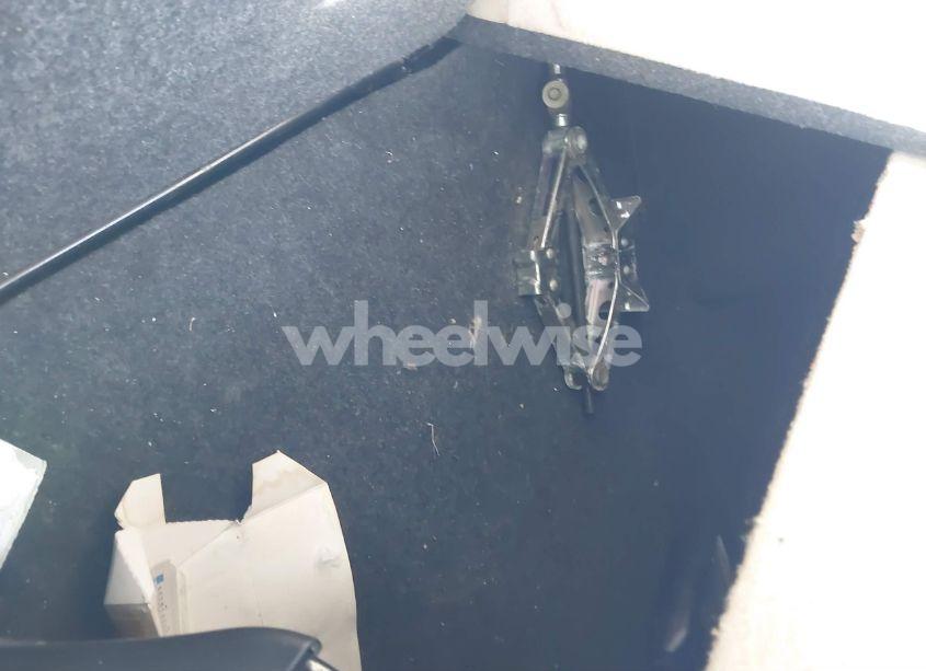 Photo 12 of 2013 Dodge Avenger SE (VIN 1C3CDZAB0DN620172)