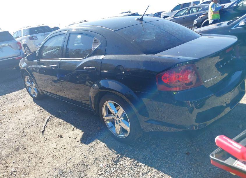 Photo 3 of 2013 Dodge Avenger SE (VIN 1C3CDZAB0DN631141)
