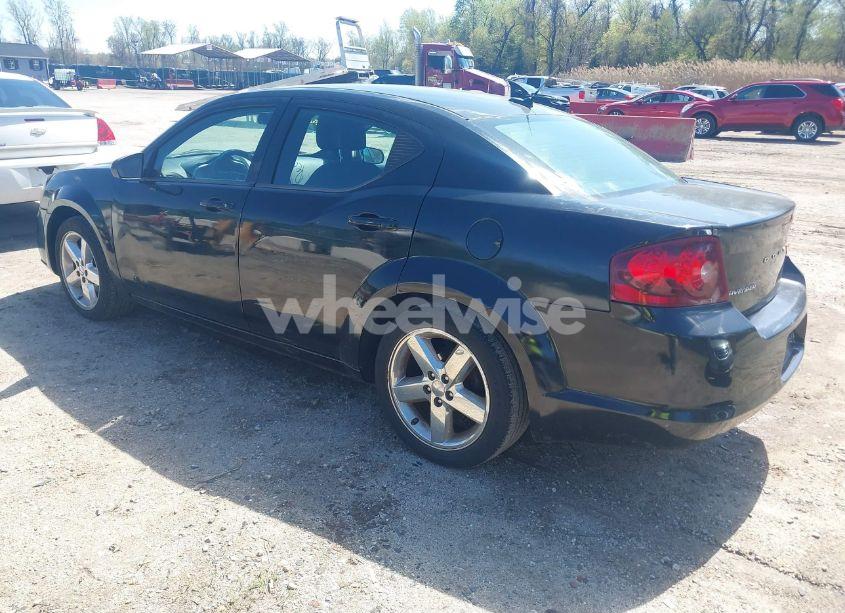 Photo 3 of 2013 Dodge Avenger SE (VIN 1C3CDZAB0DN655682)