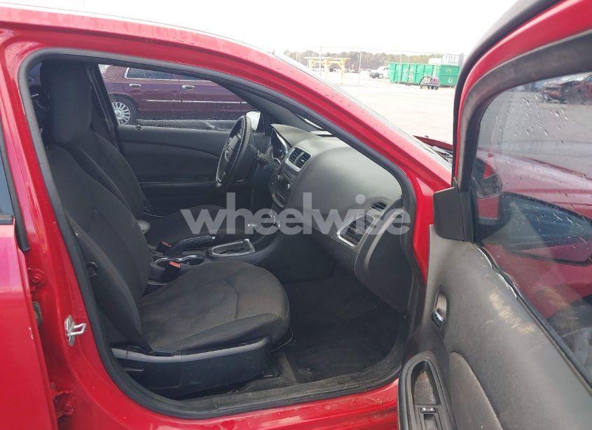 Photo 5 of 2014 Dodge Avenger SE (VIN 1C3CDZAB0EN109871)