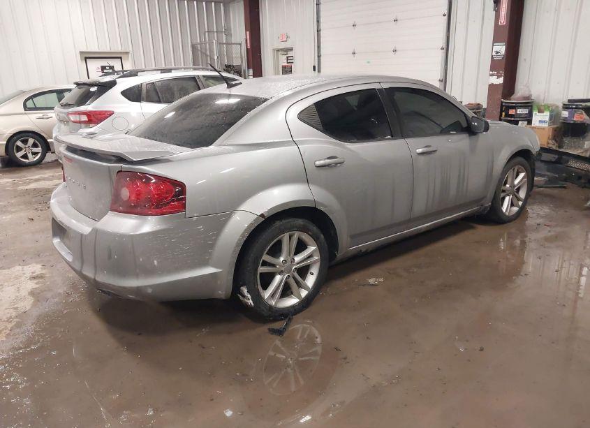 Photo 4 of 2014 Dodge Avenger SE (VIN 1C3CDZAB0EN116870)