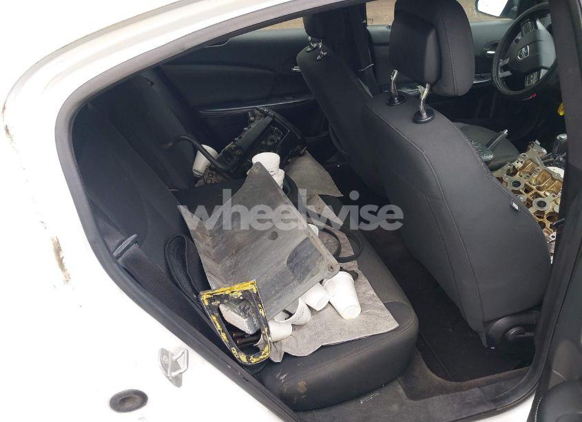 Photo 8 of 2014 Dodge Avenger SE (VIN 1C3CDZAB0EN148086)