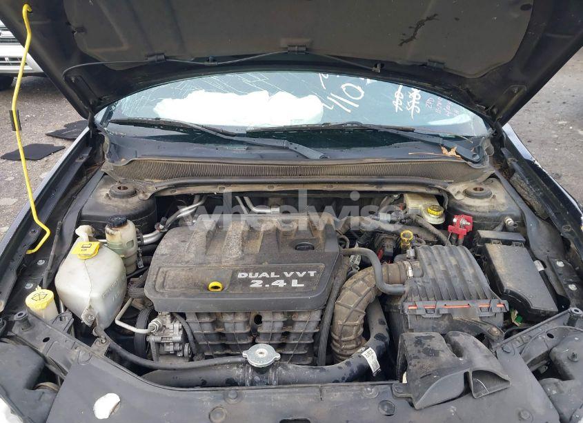 Photo 10 of 2014 Dodge Avenger SE (VIN 1C3CDZAB0EN220288)