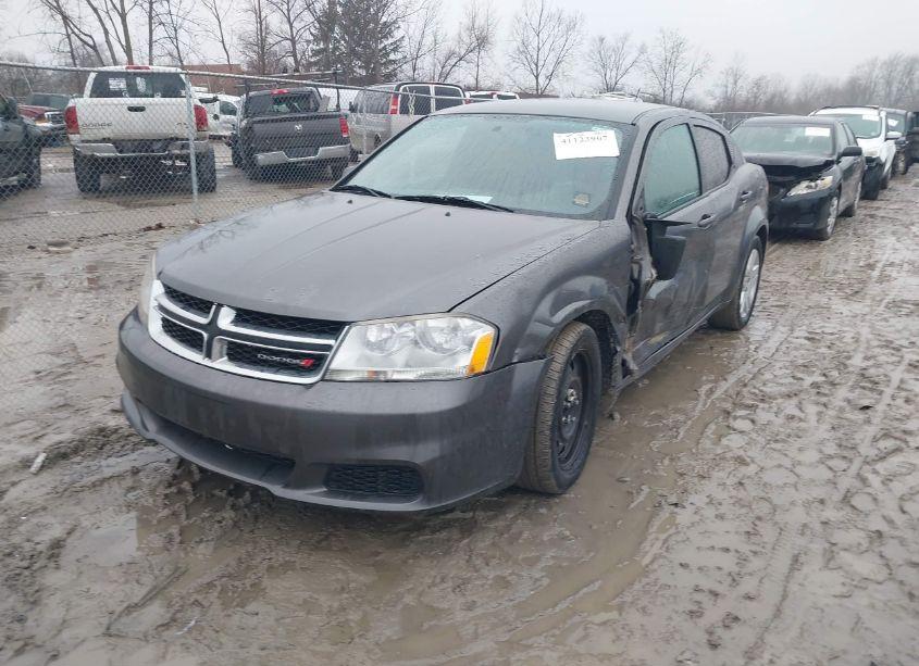 Photo 2 of 2014 Dodge Avenger SE (VIN 1C3CDZAB0EN228004)