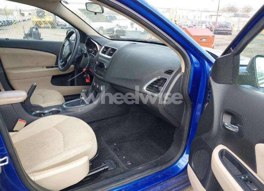 Photo 5 of 2012 Dodge Avenger SE (VIN 1C3CDZAB1CN151561)