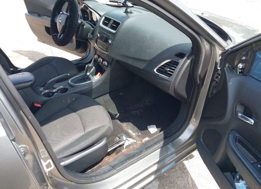 Photo 5 of 2012 Dodge Avenger SE (VIN 1C3CDZAB1CN220264)