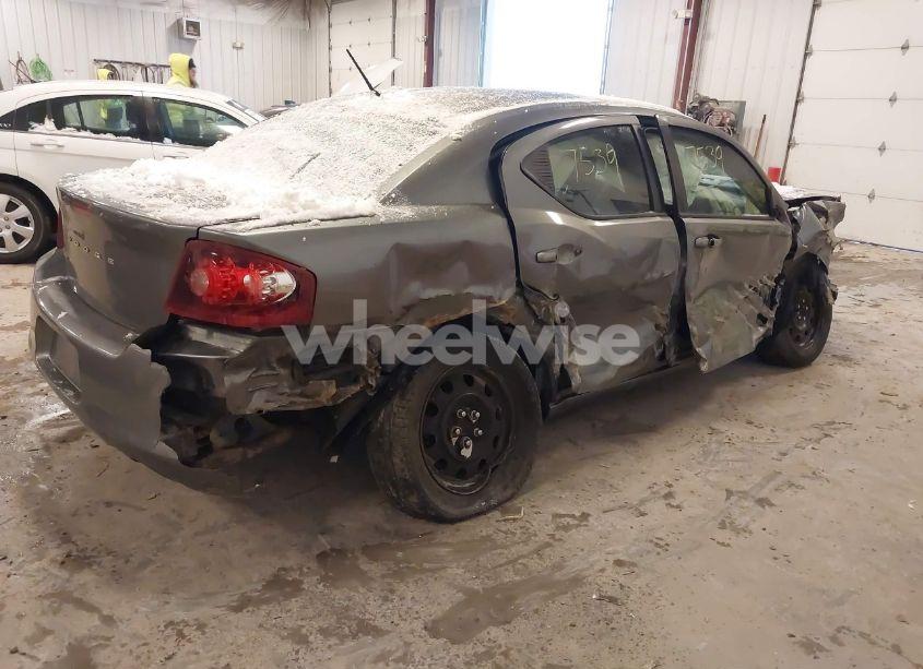 Photo 4 of 2013 Dodge Avenger SE (VIN 1C3CDZAB1DN514538)