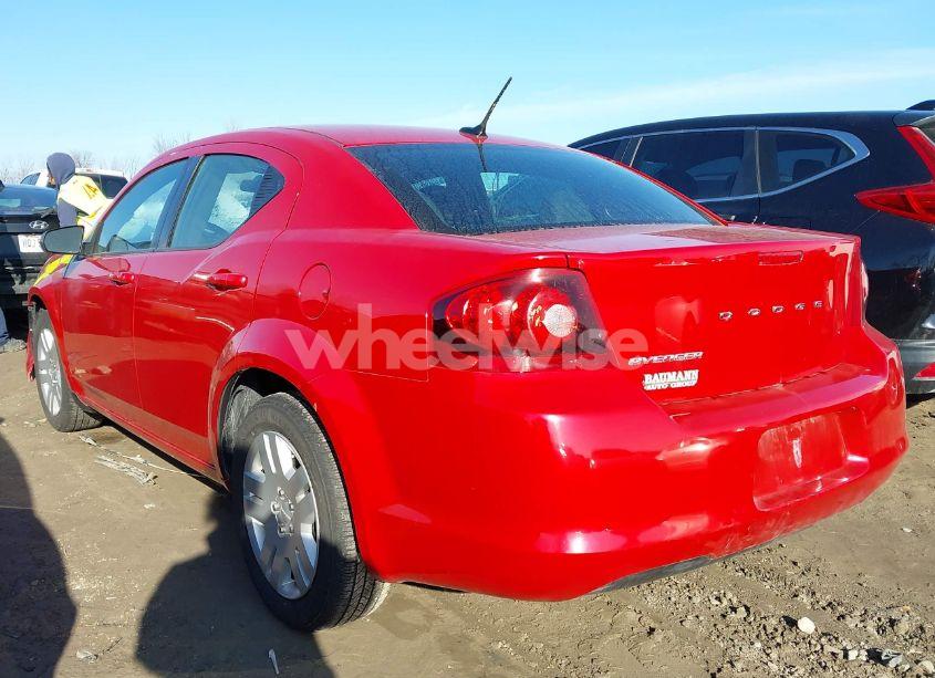 Photo 3 of 2013 Dodge Avenger SE (VIN 1C3CDZAB1DN535194)