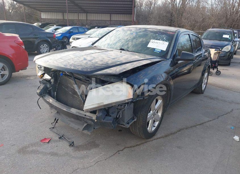 Photo 2 of 2013 Dodge Avenger SE (VIN 1C3CDZAB1DN551721)