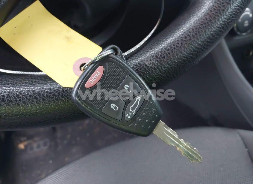 Photo 11 of 2013 Dodge Avenger SE (VIN 1C3CDZAB1DN563268)