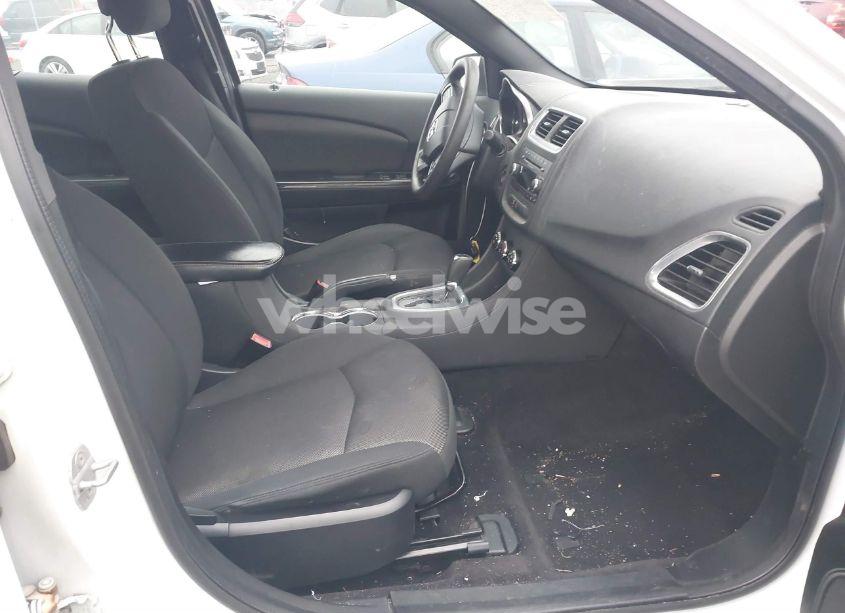 Photo 5 of 2013 Dodge Avenger SE (VIN 1C3CDZAB1DN563268)