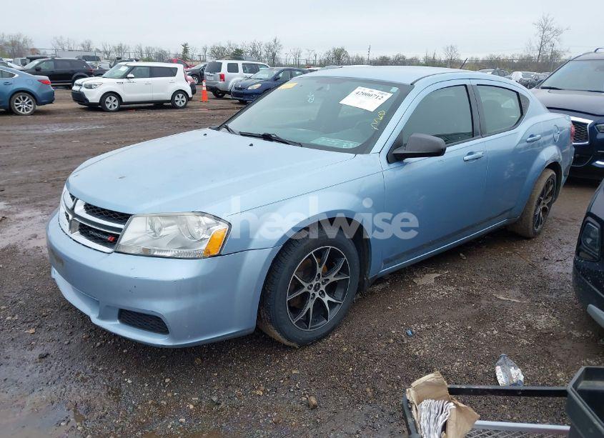 Photo 2 of 2013 Dodge Avenger SE (VIN 1C3CDZAB1DN610699)