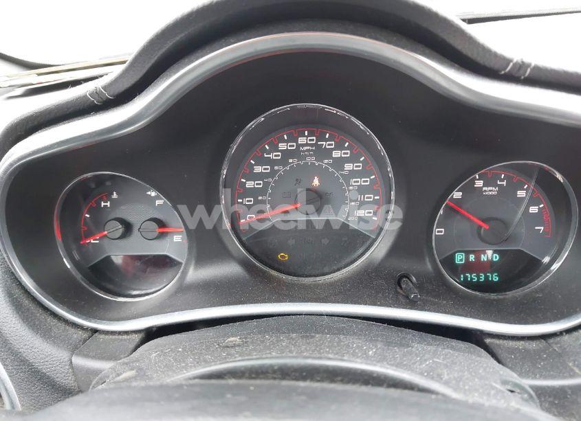 Photo 7 of 2013 Dodge Avenger SE (VIN 1C3CDZAB1DN610699)