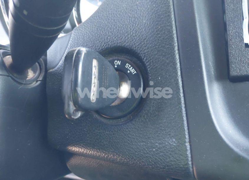 Photo 11 of 2013 Dodge Avenger SE (VIN 1C3CDZAB1DN658140)