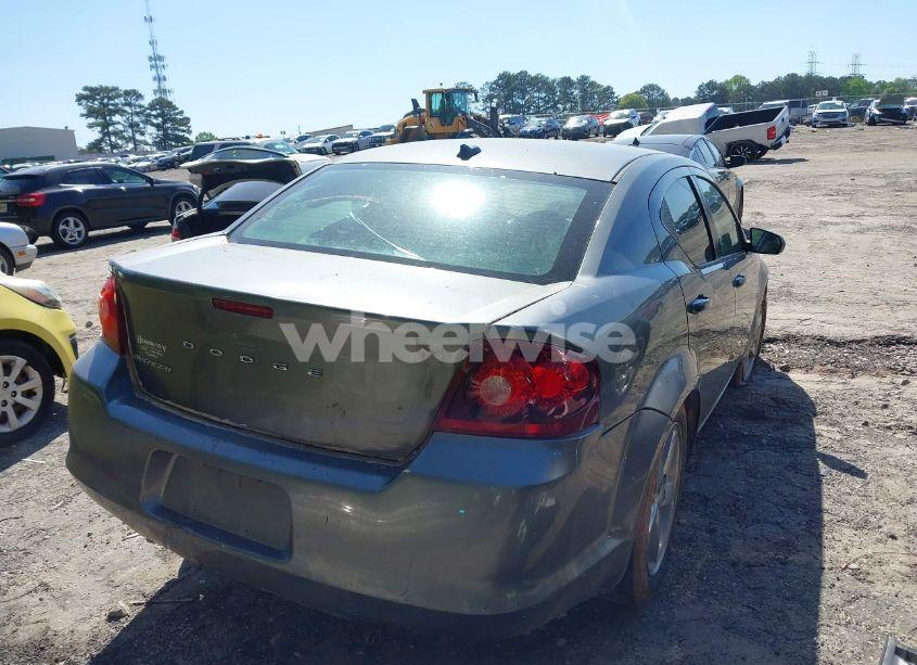 Photo 4 of 2013 Dodge Avenger SE (VIN 1C3CDZAB1DN658140)