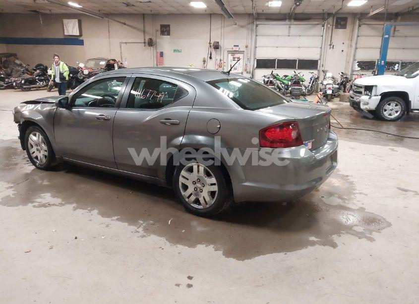 Photo 3 of 2013 Dodge Avenger SE (VIN 1C3CDZAB1DN753734)