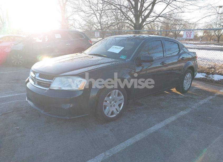 Photo 2 of 2013 Dodge Avenger SE (VIN 1C3CDZAB1DN772753)