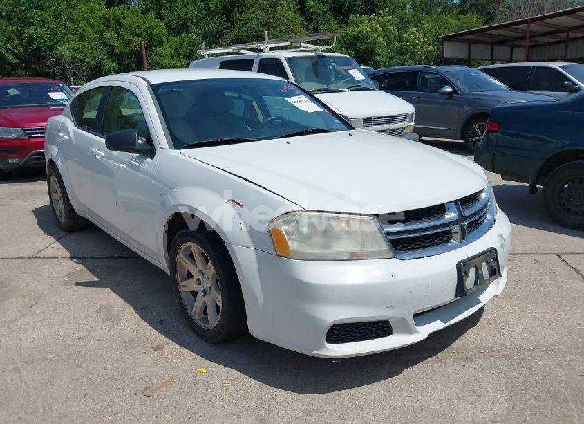 2014 Dodge Avenger SE (VIN 1C3CDZAB1EN108695) main photo