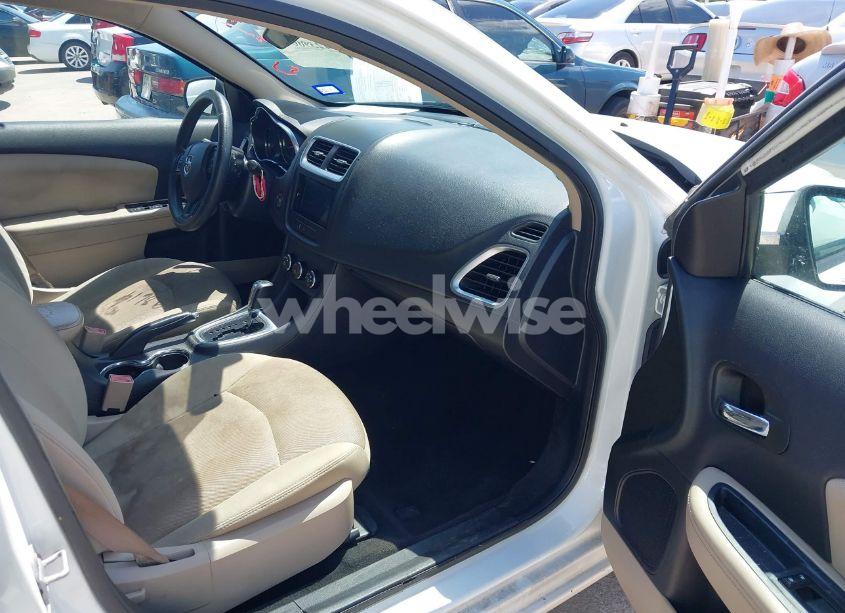 Photo 5 of 2014 Dodge Avenger SE (VIN 1C3CDZAB1EN108695)