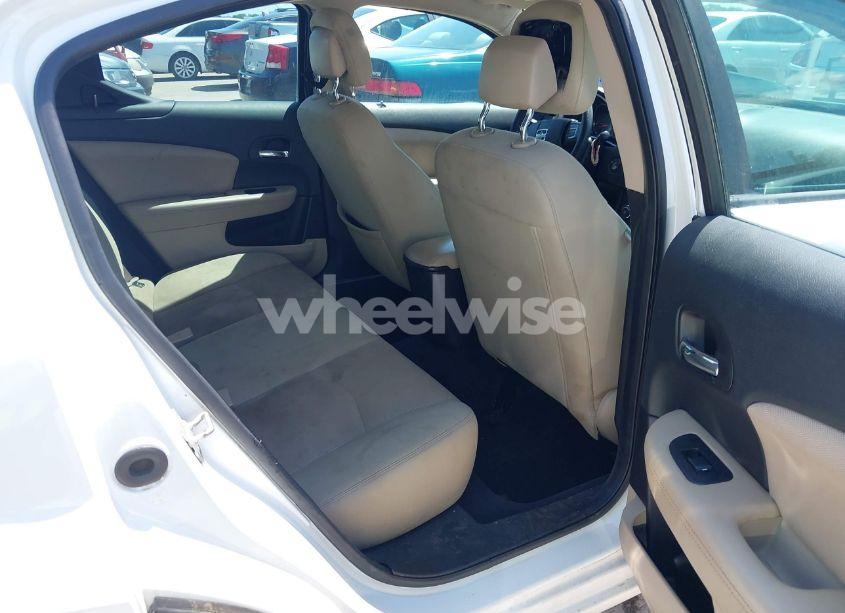 Photo 8 of 2014 Dodge Avenger SE (VIN 1C3CDZAB1EN108695)